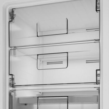 Blomberg FNM4671P 59.5cm Tall Freezer - White