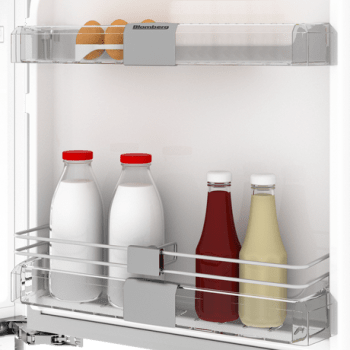 Blomberg TSM1654IU 59.5cm Integrated Under Counter Larder Fridge - White